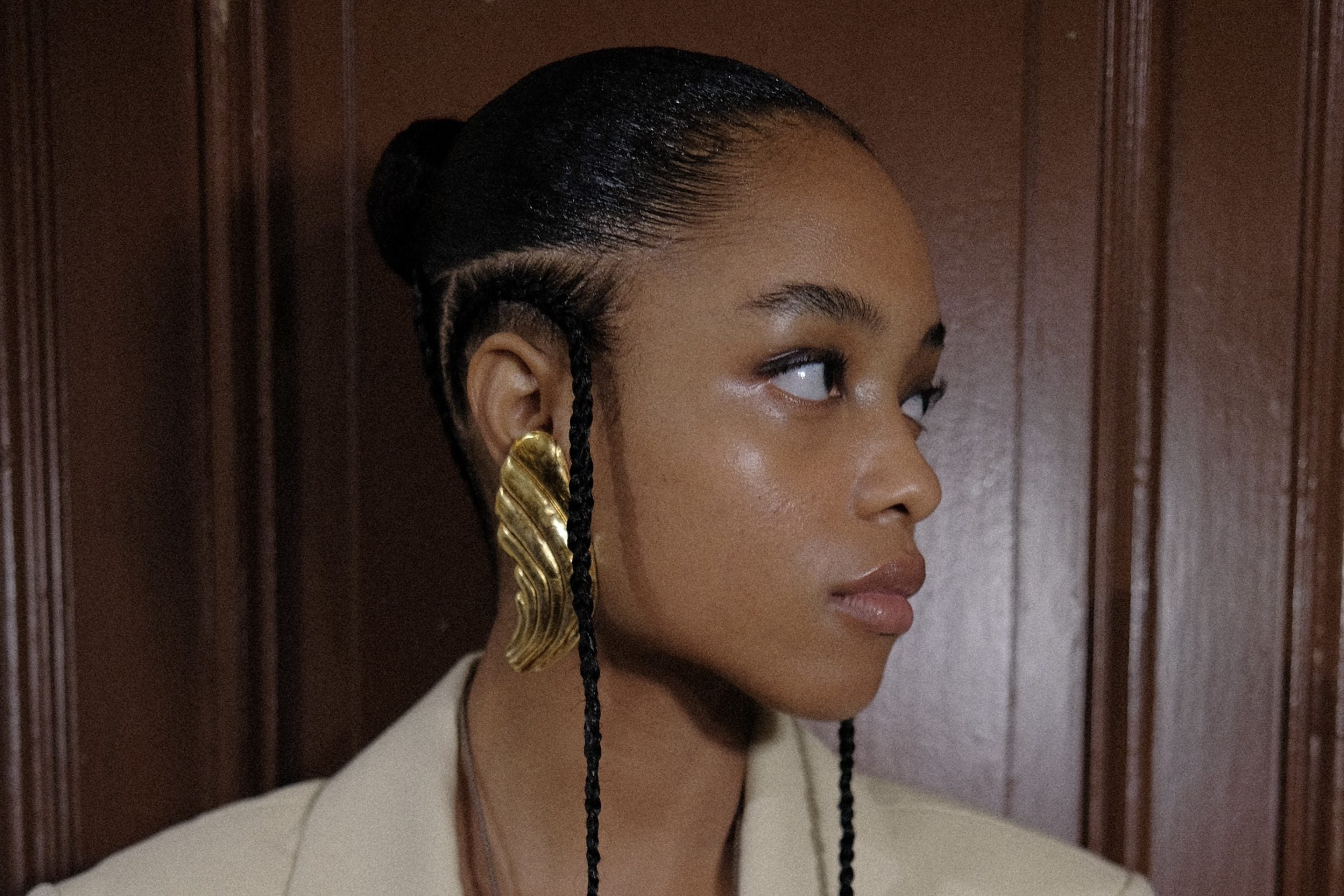How The ‘Sexy and Somber’ Beauty Look Came Together At Diotima’s SS24 Presentation